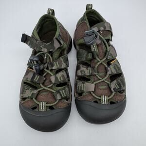 Keen Boys Camo‎ Waterproof Sandal Size 13 Green Outdoor Hiking River Travel